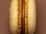 Macarons au caramel beurre salé