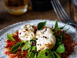 Carpaccio de figues, burrata et basilic