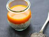 Crème aux graines de Chia , coulis d'argousier , Chia seed pudding with sea buckthorn puree