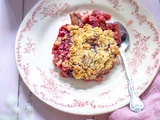 Crumble rhubarbe et fruits rouges