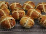 Hot cross buns à savourer ce week end