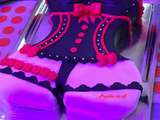 Gâteau femme sexy / Gâteau corset en pâte à sucre au thermomix ou sans- Anniversaire homme 60 ans