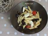 Salade de pâtes aux aubergines et tomates cerises rôties