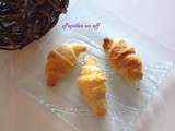 Croissants feuilletés apéritifs saumon, philadelphia et aneth au thermomix ou sans