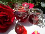 Sirop de rose et fleurs d'hibiscus maison