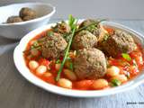 Boulettes de légumes et sarrasin sur lit de haricots coco