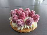 Tarte aux framboises et sa crème à l'amande amère façon sablé breton