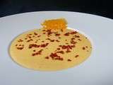 Veloute de pommes de terre fume, chapelure de jambon & tuile de mimolette vieille