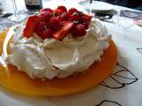 Pavlova aux fruits rouges