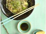 Salade de soba au thé vert comme un jardin