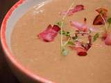 Velouté de girolles et de châtaignes au jambon fumé