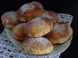 Petits pains au lait au chocolat