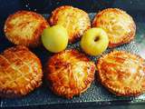 Galettes des rois, crème frangipane, pommes fondantes et caramel au beurre salé