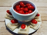 Toasts au fromage Le Coq et tomates cerises