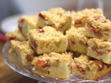 Crumb cake fraise-rhubarbe