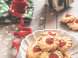 Biscuits de fêtes – Sablés aux cerises de c. felder & c. lesecq