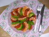 Crevettes, pamplemousse rose et avocat