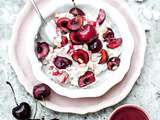 Eton Mess aux cerises et pignons