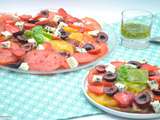 Salade de tomates, fraises, cerises, fromage