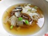 Soupe de tous les jours au chou et aux champignons shiitaké 香菇白菜清汤 xiānggū báicài qīngtāng