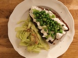 Tartine de ricotta et petits pois