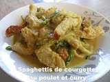 Spaghettis de courgette au poulet et curry