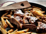 Frites de céleri-rave rôties au miel, agneau ou poulet au four