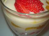 Fraises et mangues comme un tiramisu Pour