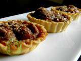 Tartelettes aux prunes du jardin , crumble noisettes