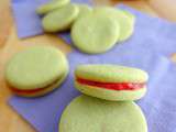 Biscuits à la pistache et au framboise curd