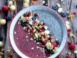 Smoothie Bowl aux fruits rouges et lait d’amande