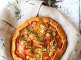 Tarte rustique aux abricots et romarin