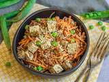 Salade de lentilles roses, carottes, petits-pois et tofu