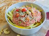 Spaghetti crus de concombre jaune & tomates cerises, sauce tomate & cajou