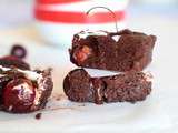 Fudge marbré au chocolat, cerises et chamallow