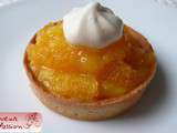 Tarte tout orange : orange curd, segments d'orange fraîche, gelée d'orange