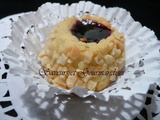 Petits fours aux amandes et confiture