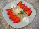 Carpaccio de fraises, brunoise de fenouil et glace vanille