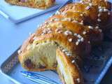  Autour des viennoiseries  avec notre Tresse aux amandes et aux fruits secs