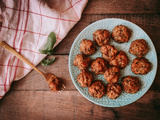 Boulettes d’aubergines au parmesan, un véritable régal aux inspirations italiennes