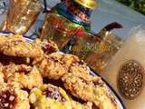 Gateaux aux Amandes et Confiture de Fraise