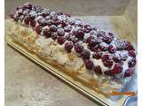 Bûche meringuée Pavlova aux framboises (sans gluten)