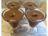 Mousse au chocolat aux fèves de cacao