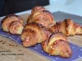 Croissants aux pralines roses de Mounir Meilleur patissier