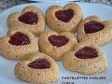 Tartelettes en coeur sablées aux graines de sésame