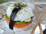 Sushi burger saumon, avocat et radis noir