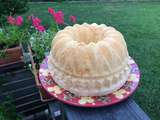 Dessert : Gâteau de Savoie dans un moule à Kouglof