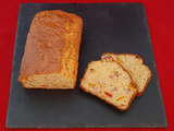 Cake aux poivrons et lardons. Une recette salée estivale et gourmande