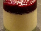 Panna cotta aux fruits rouges (fraise, framboise, cassis, mûre)