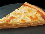 Tarte à la rhubarbe et poudre d’amandes. Une recette gourmande peu sucrée